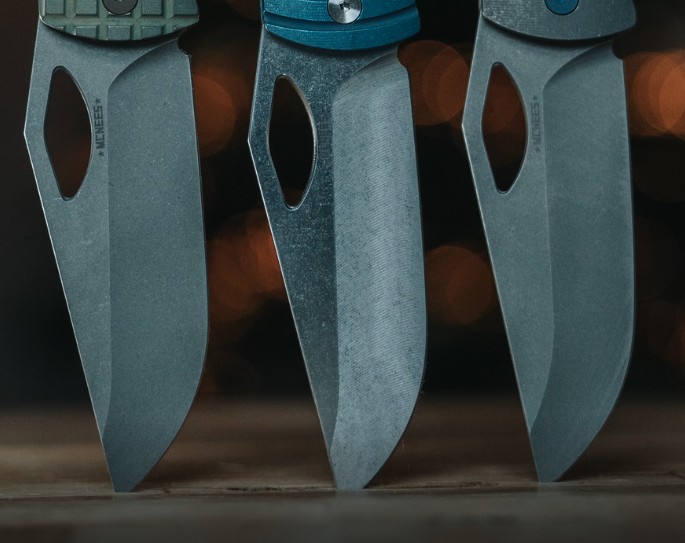 Stonewashed McNees folder blade